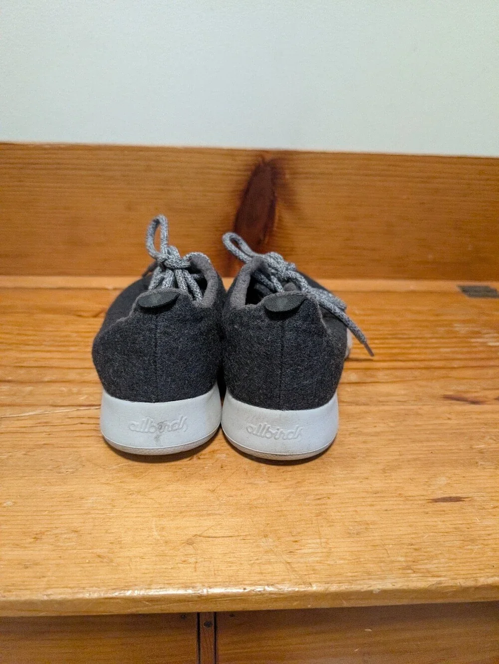 Allbirds Women’s Wool Runners Size 8 Charcoal Gray Merino Wool Sneakers